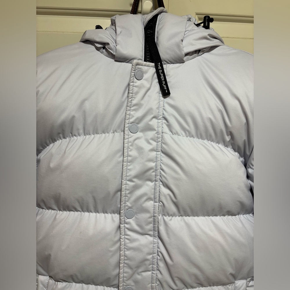 Aritzia The Super Puff - Very Light Gray (grayish white w/ blue hue) Size XS - Picture 5 of 16